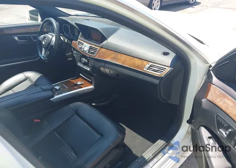 2014 Mercedes-Benz E 350 4Matic z USA, uszkodzony, nr VIN WDDHF8JB1EB044865